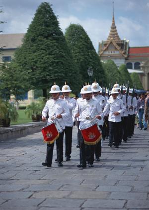 横浜鶴見駅から徒歩3分の快適ビジネスホテル｜東横INN横浜鶴見駅東口の魅力と最新情報